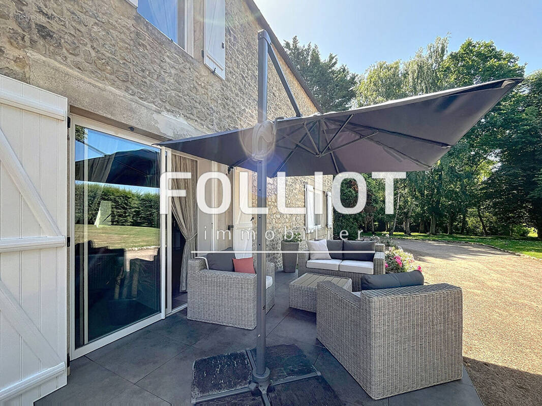 Maison à SAINT-PIERRE-DU-BU