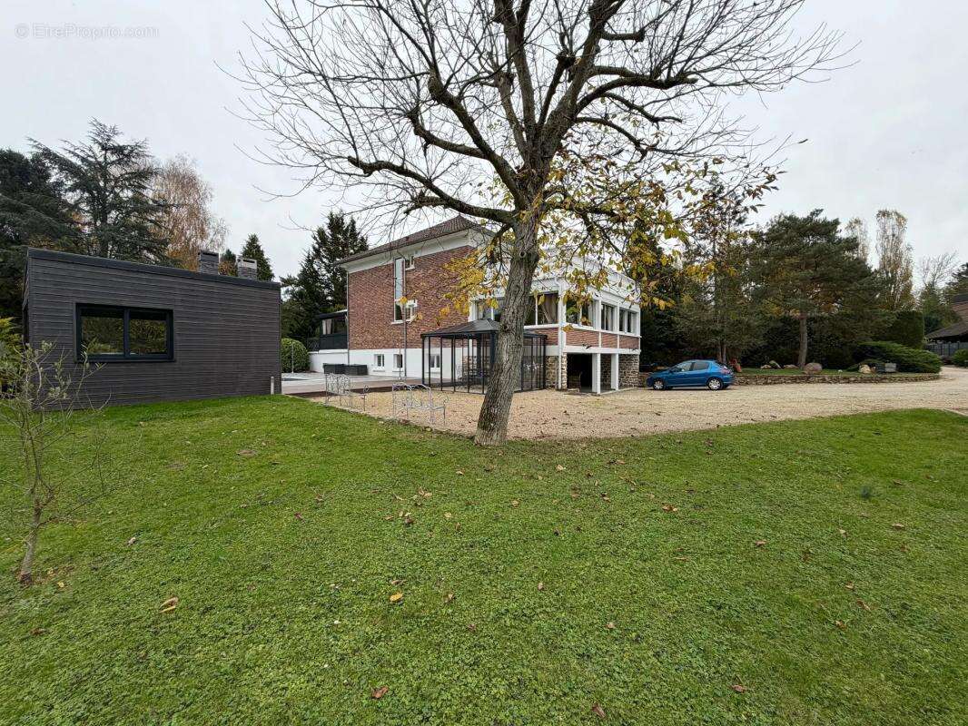 Maison à VILLIERS-SUR-MORIN