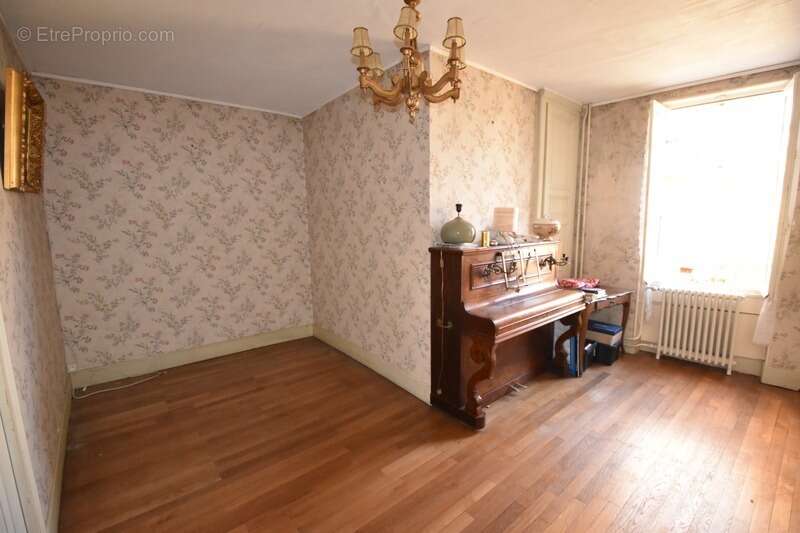 Appartement à DIGOIN