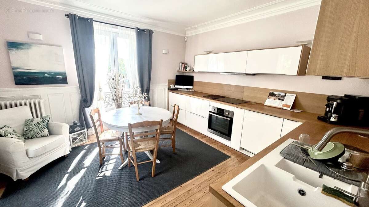 Maison à MANTES-LA-JOLIE