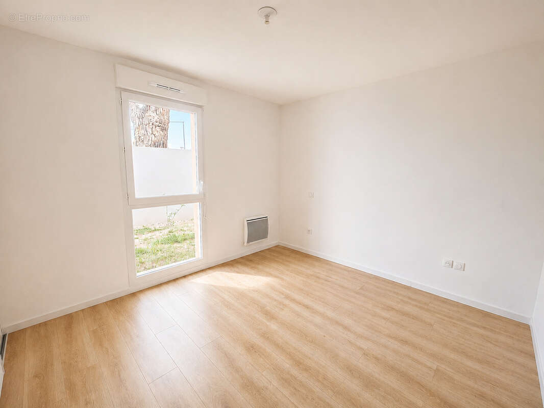 Mauguio   Villa T5 de 114 m2 avec jardin de 108 m2  Disponible immédiatement - photo 15