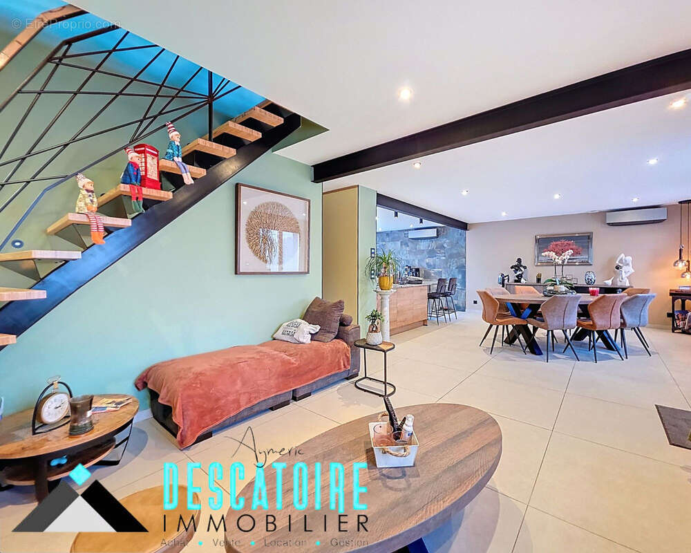 Maison à LA CHAPELLE-D&#039;ARMENTIERES