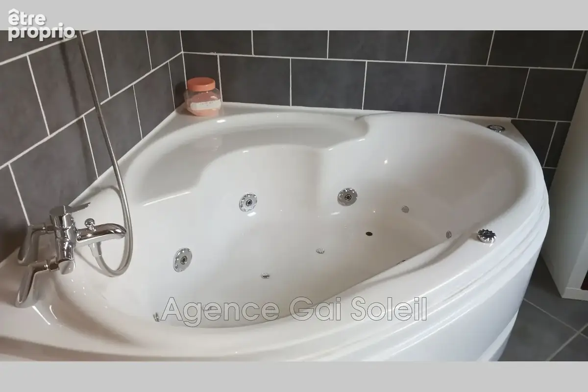 Maison 5 pièces 180 m² à vendre à Nissan-Lez-Enserune (34440) - photo 9