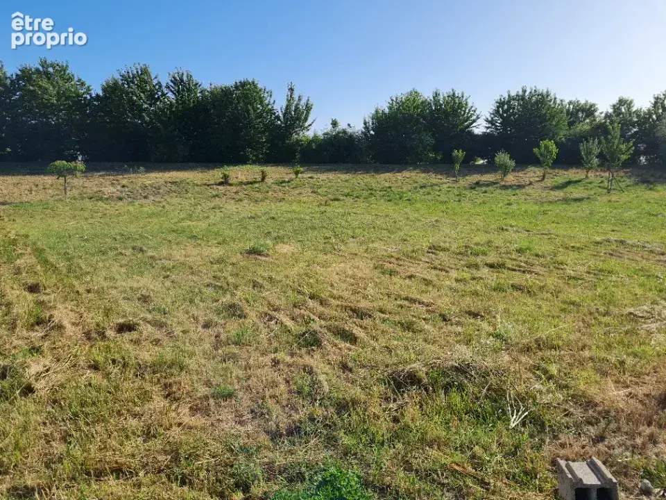 Terrain 648 m² à Breuillet  - photo 2