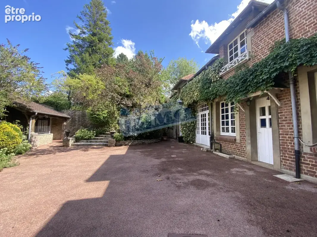 Maison bourgeoise de 370 m2 Secteur de Fauquembergues - photo 3