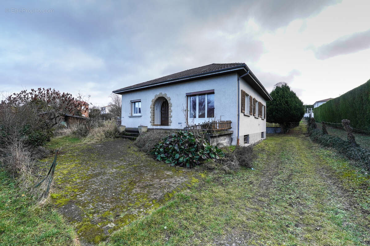 Maison à PONT-DU-CHATEAU