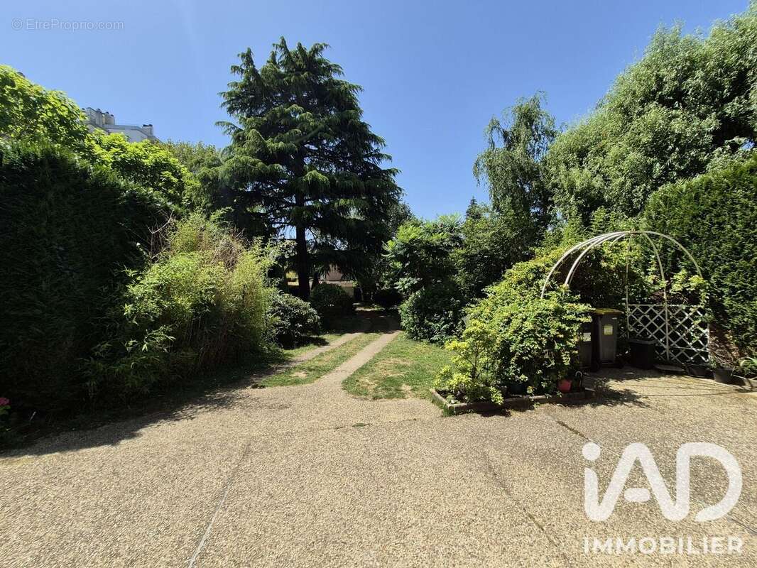 Maison 100 m² à Rennes  - photo 2