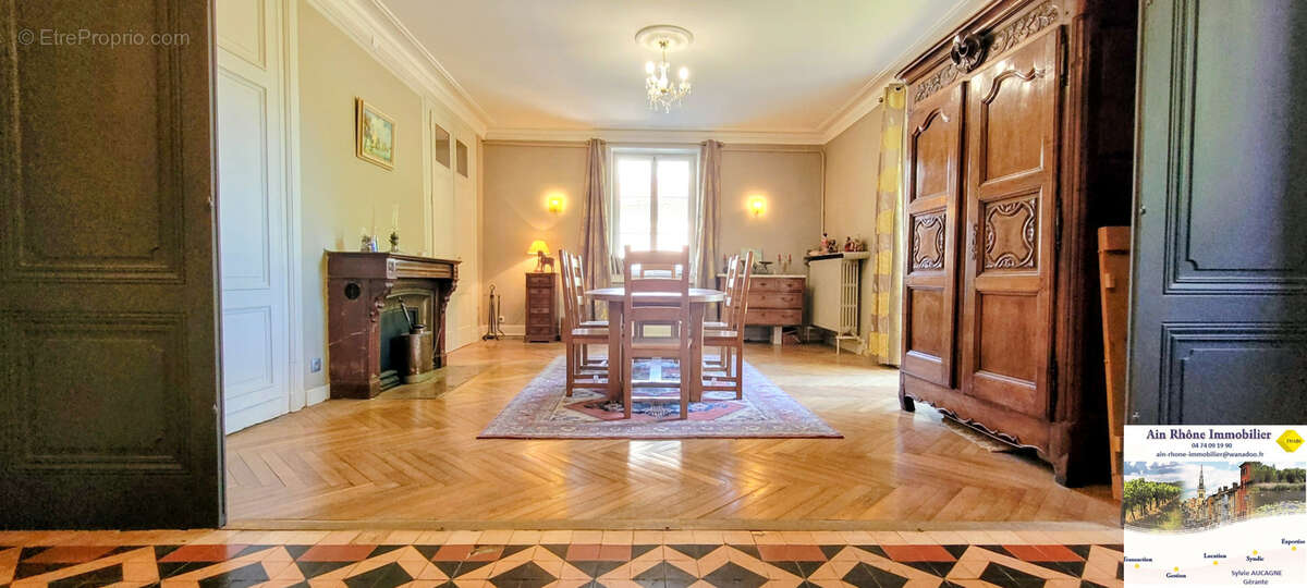 Maison à LIMAS