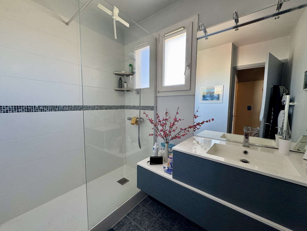 Appartement à LE PERREUX-SUR-MARNE