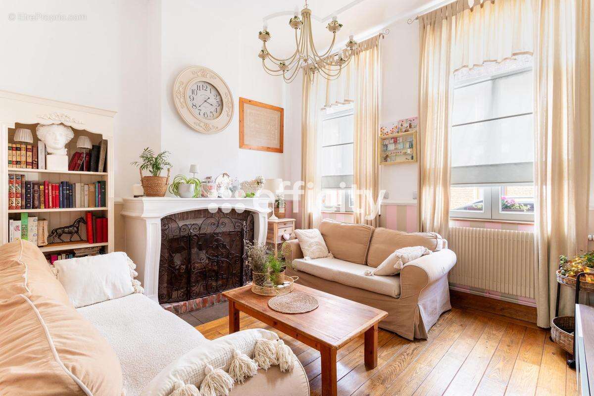 Maison 153 m² à Tourcoing  - photo 3
