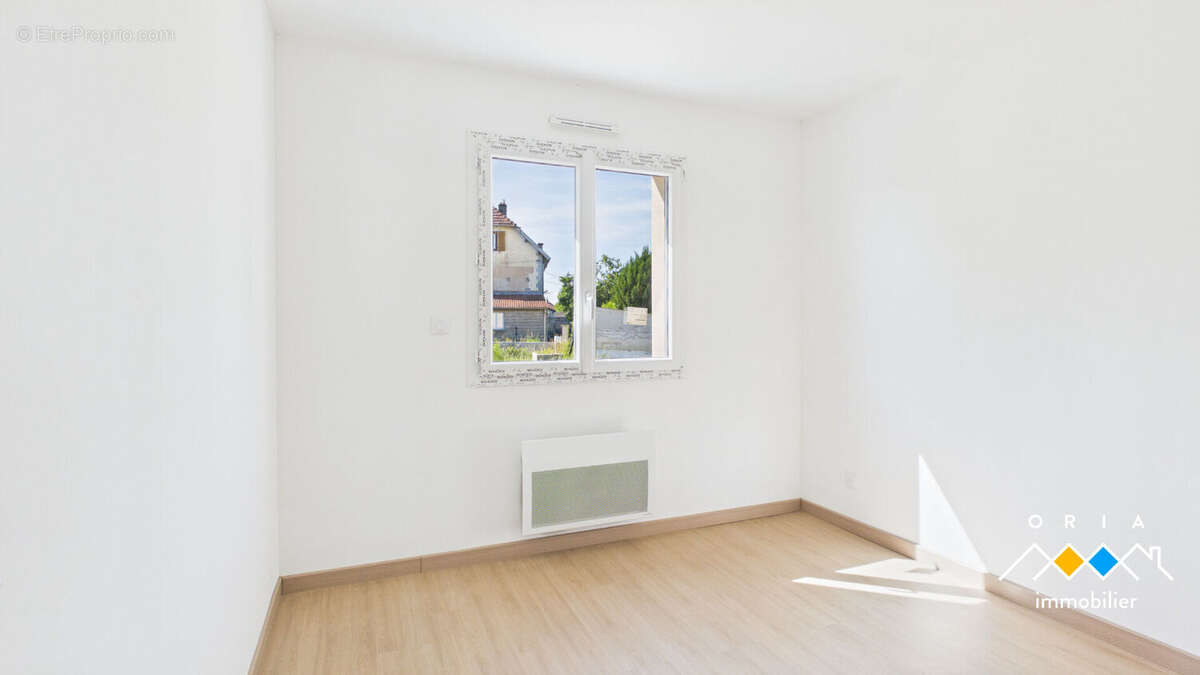 CHENEVIERES - Maison neuve 4 pièces avec jardin - photo 10