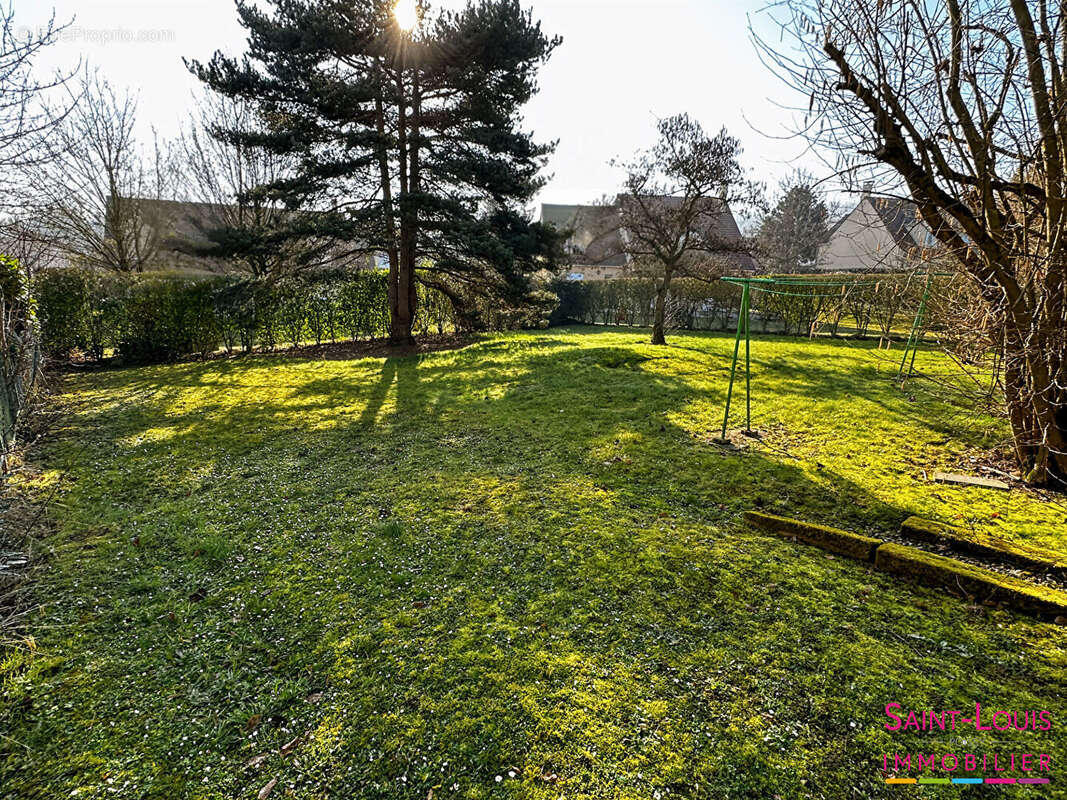 Terrain à AIGREMONT