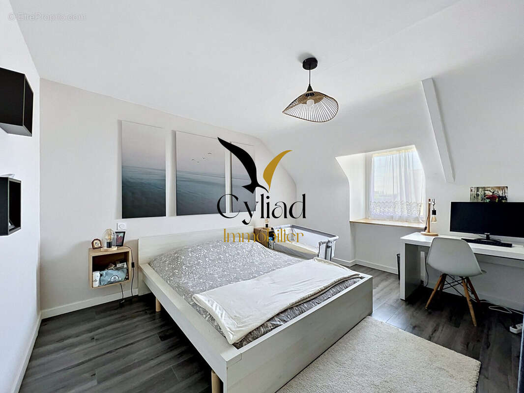 Maison 71 m² à Saint-Meloir-Des-Ondes  - photo 8