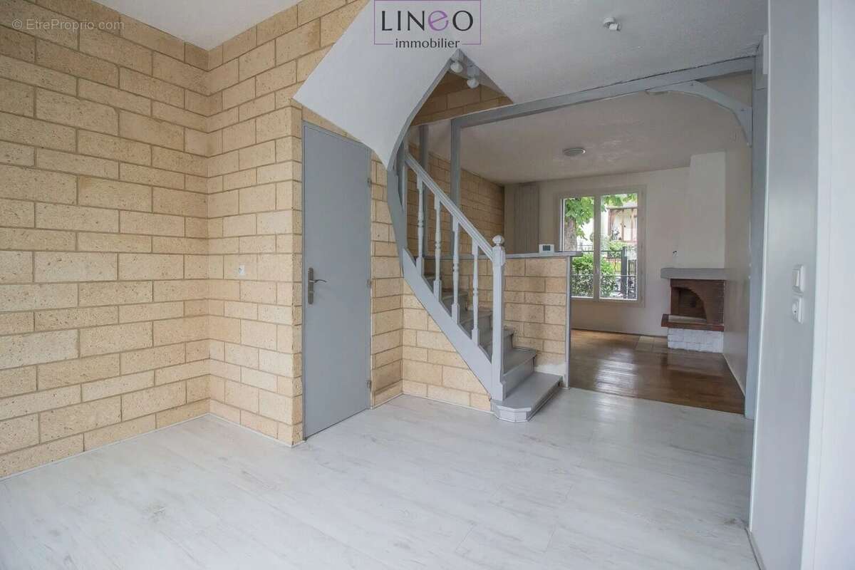 Maison à CHOISY-LE-ROI