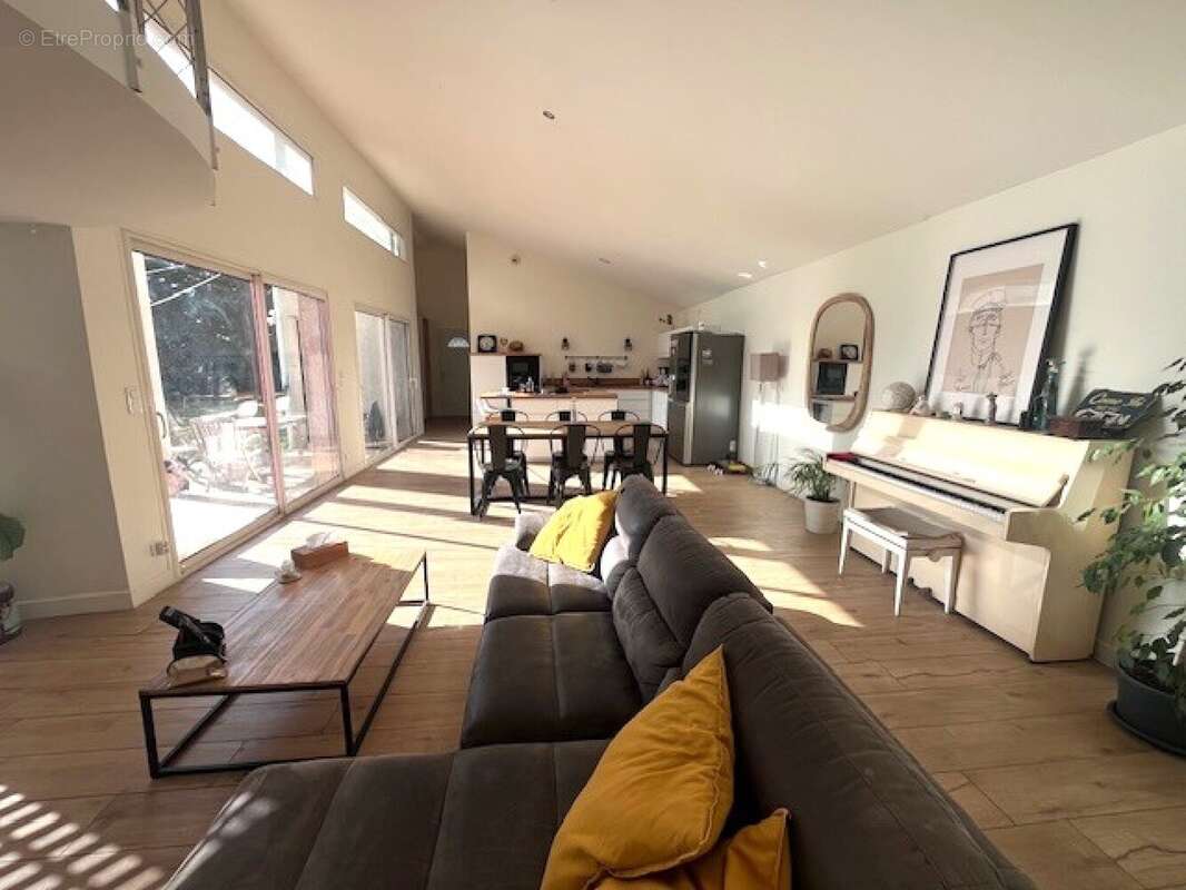 Maison à FONTENILLES