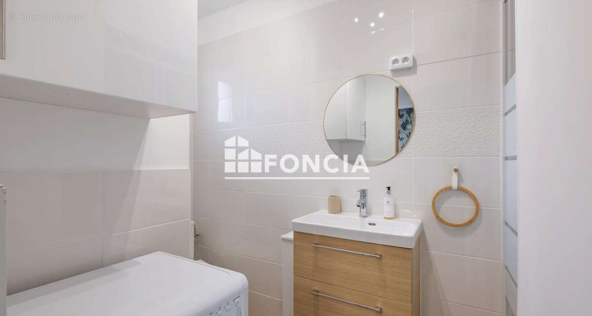 Appartement à GRIMAUD