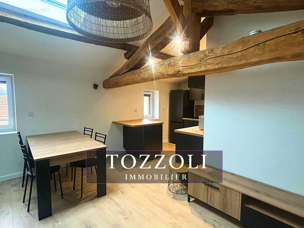 Appartement à HEYRIEUX