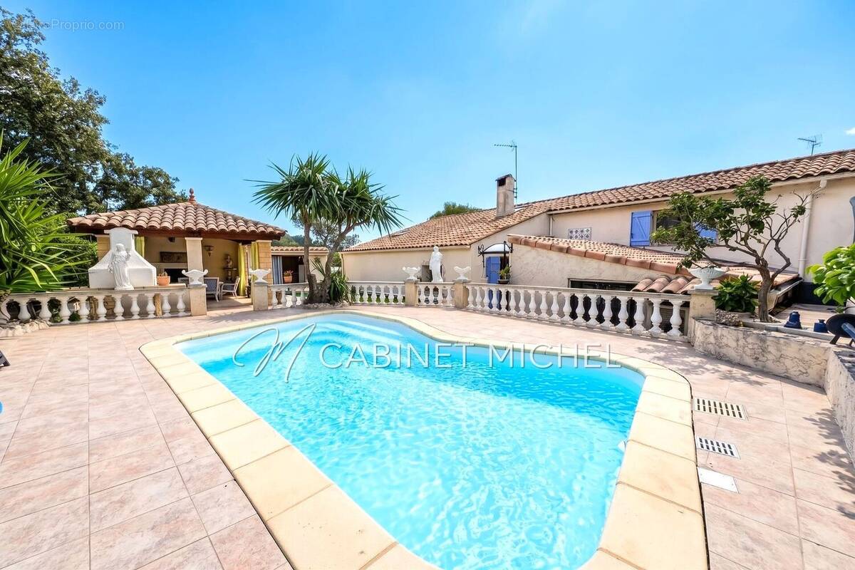 Maison à MOUGINS