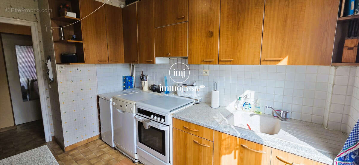 Appartement 57 m² à Limoges  - photo 6