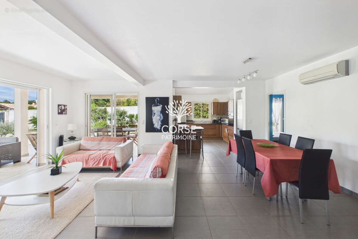 Maison à PORTO-VECCHIO