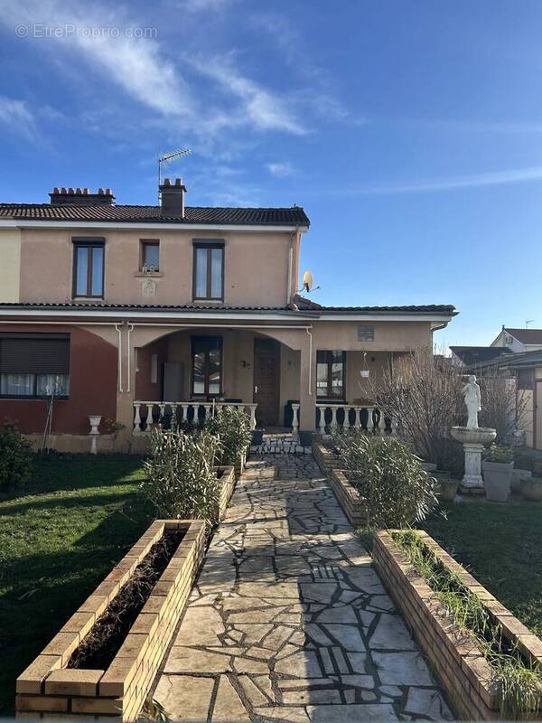 Maison à CLERMONT-FERRAND