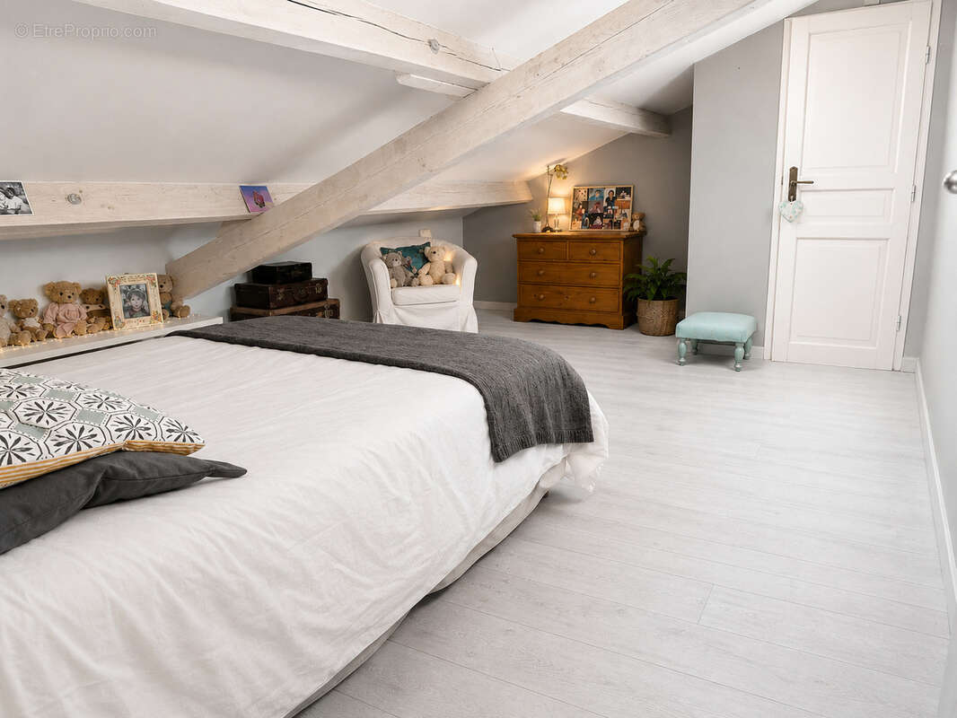 Appartement à VENCE