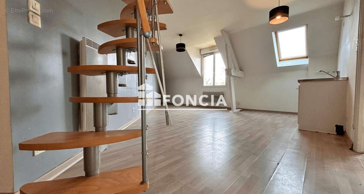 Appartement à BELLOY-EN-FRANCE