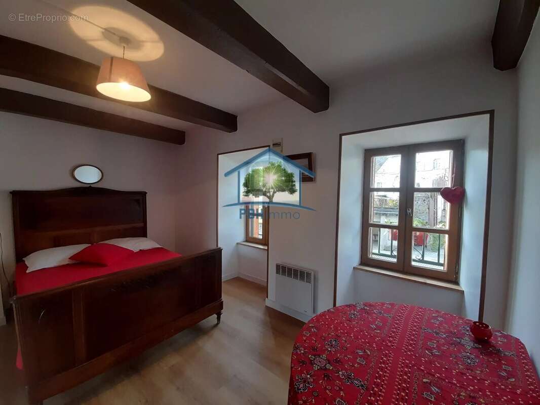 Maison à LA BOURBOULE