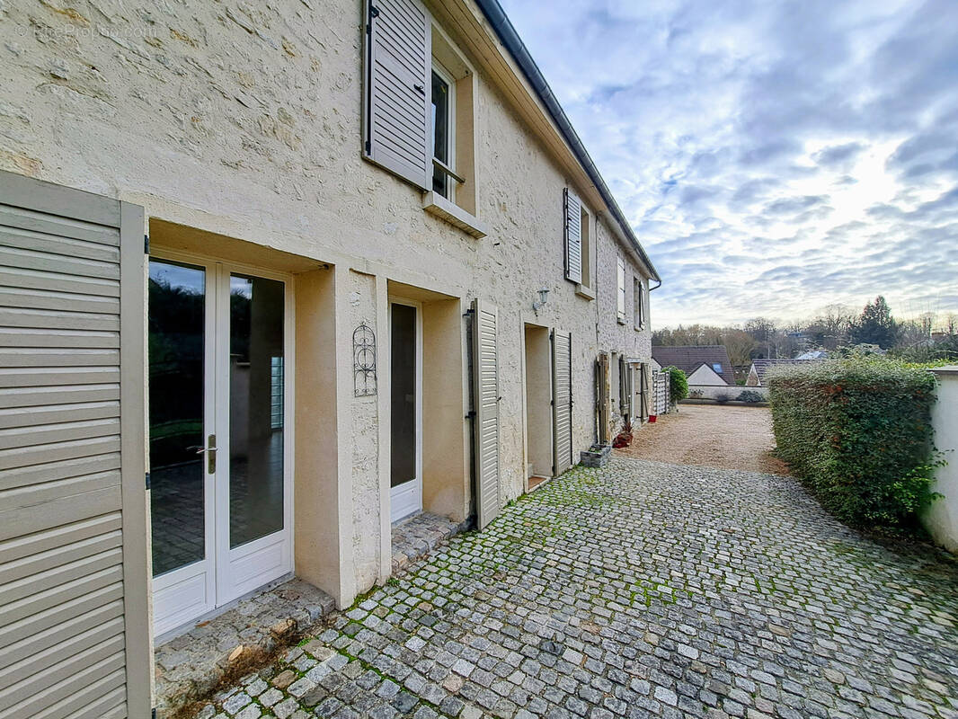 Maison à SENLIS