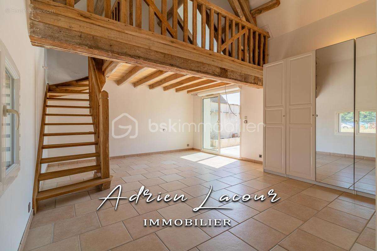 Belle maison familiale de style solognote - photo 9
