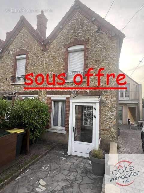 Maison à DOURDAN