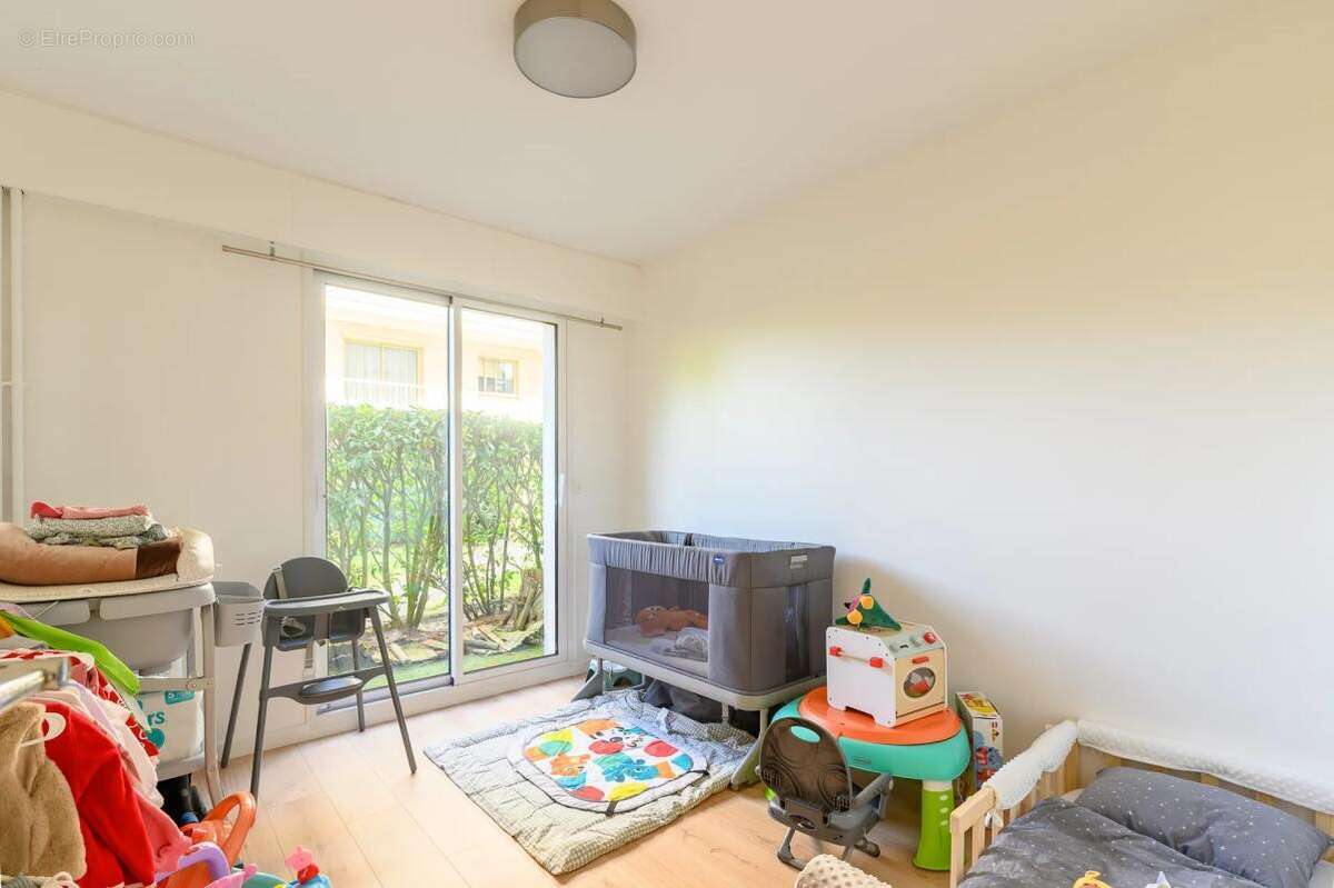 Appartement à SAINT-MAUR-DES-FOSSES