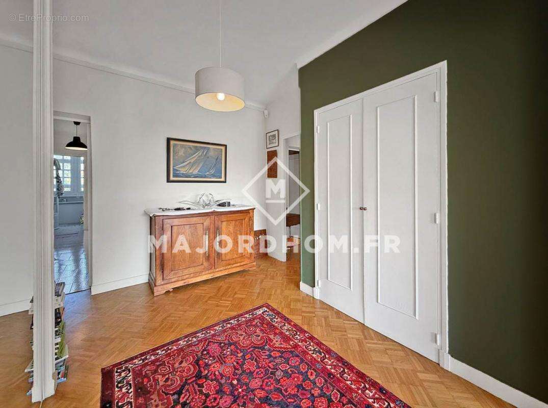 Appartement à MARSEILLE-8E