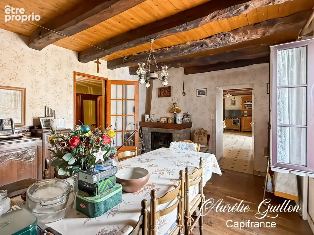 Le Roc-Saint-André – Maison en pierre 5 pièces 80 m2 avec beau potentiel - photo 5