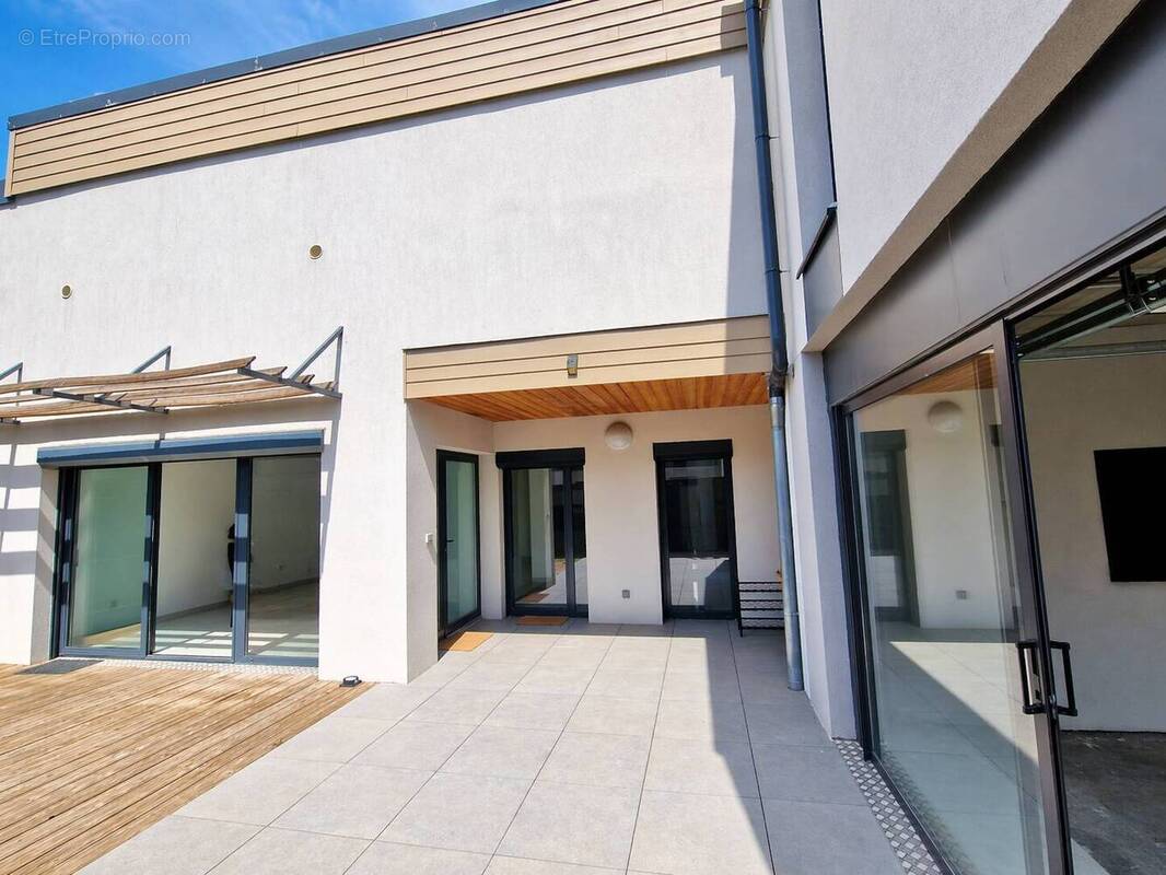 Appartement à CHASSIEU