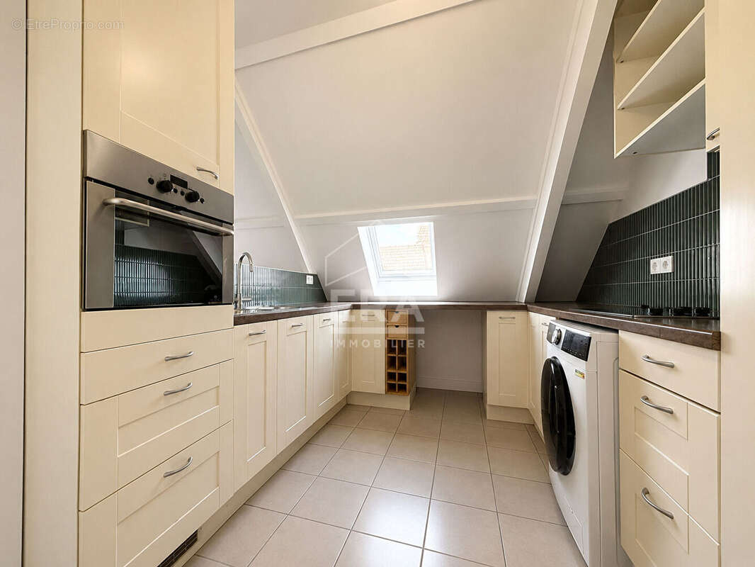 Appartement à BRIE-COMTE-ROBERT