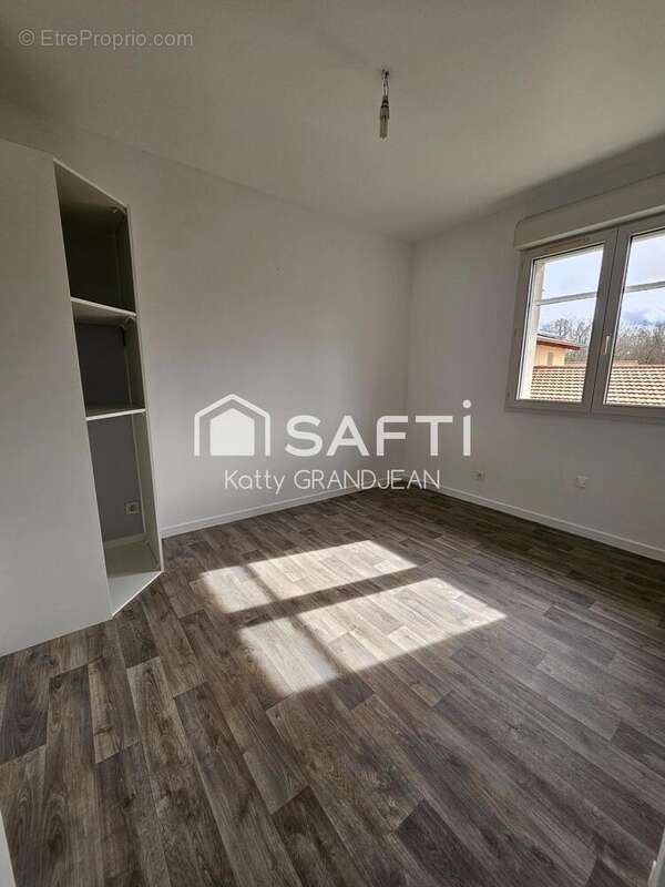 Photo 2 - Maison à CEYZERIAT