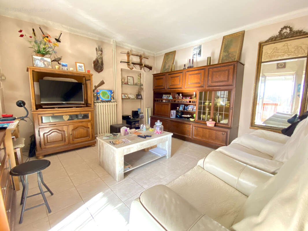 Maison à TOURRETTE-LEVENS