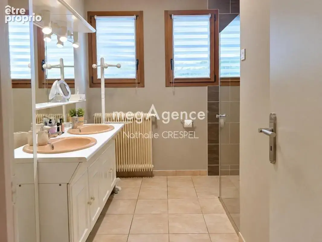 Maison d’habitation 8p – 5ch-148m2- Ambrieres les Vallées – Aucun travaux - photo 7