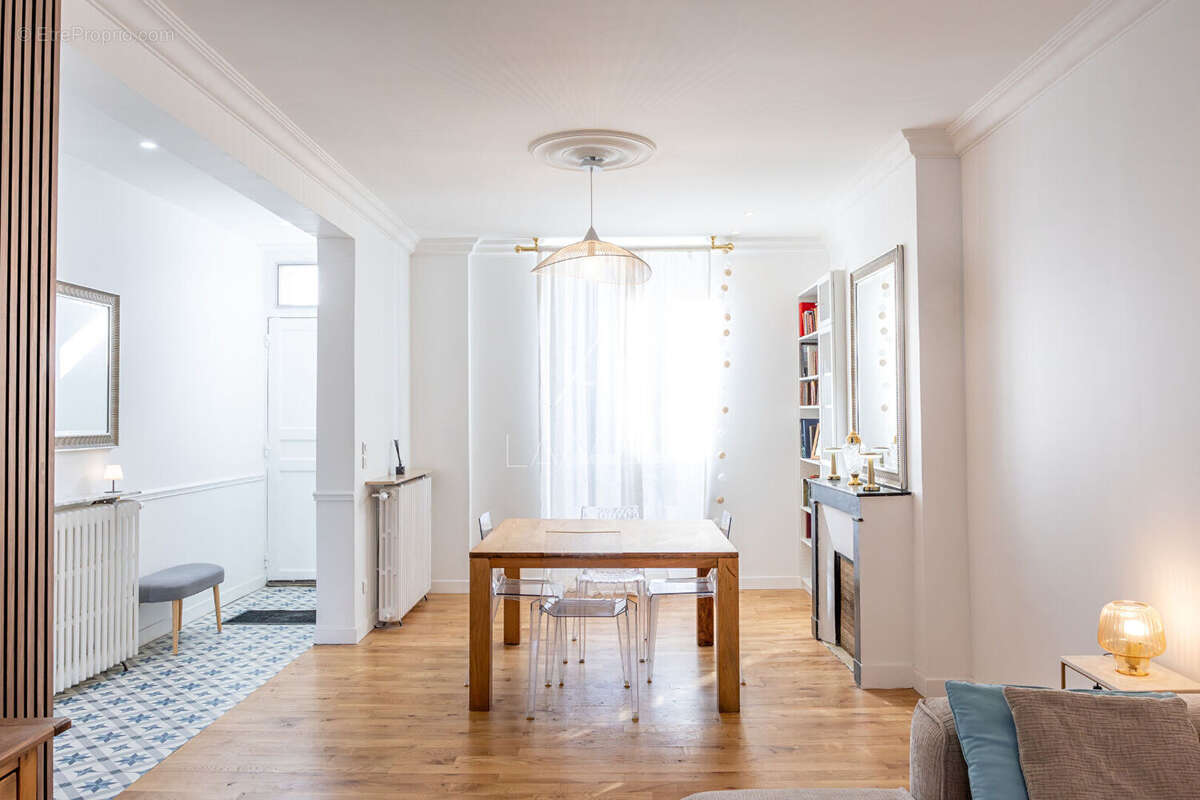 Maison à LAGNY-SUR-MARNE