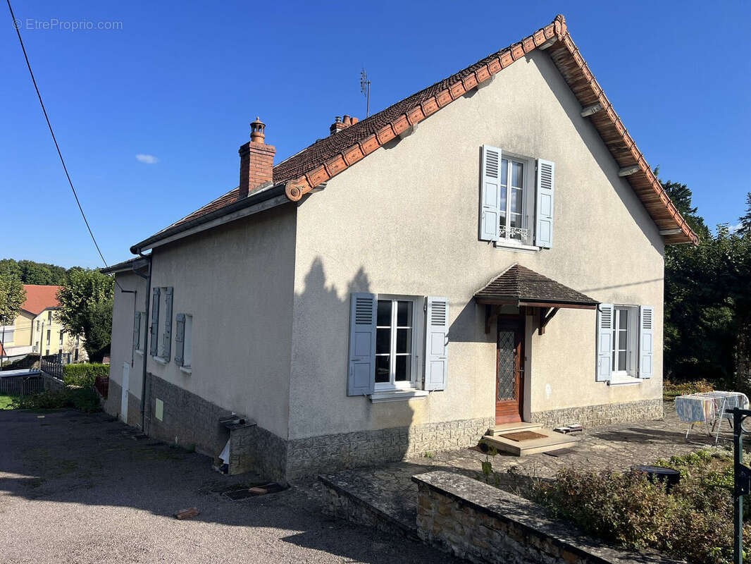 Photo 3 - Maison à CHAROLLES