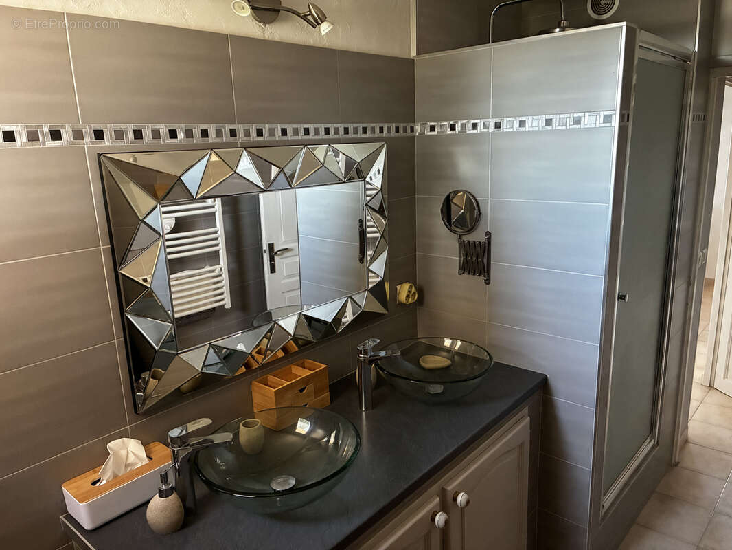 Appartement à BEAUCAIRE