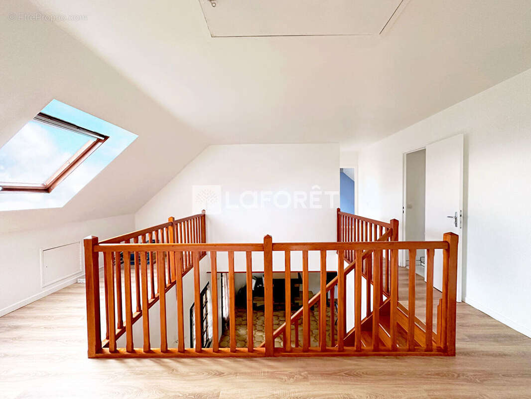 Maison à SAINT-GERMAIN-LES-ARPAJON