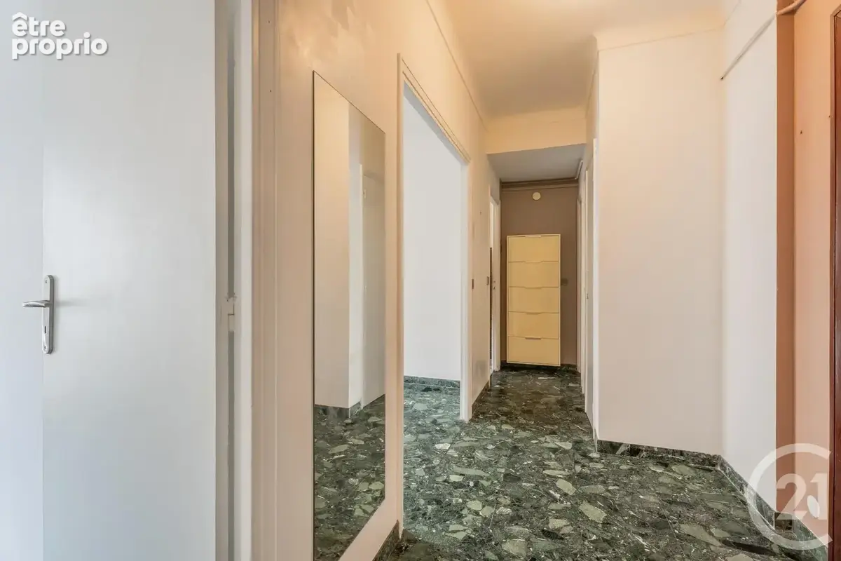 Appartement 2 pièces 46 m² à vendre à Nice (06000) - photo 8