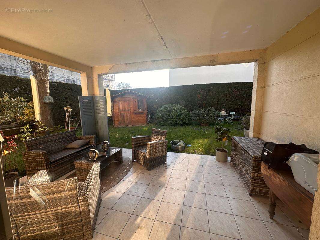 Appartement à SAINT-GERMAIN-LES-ARPAJON