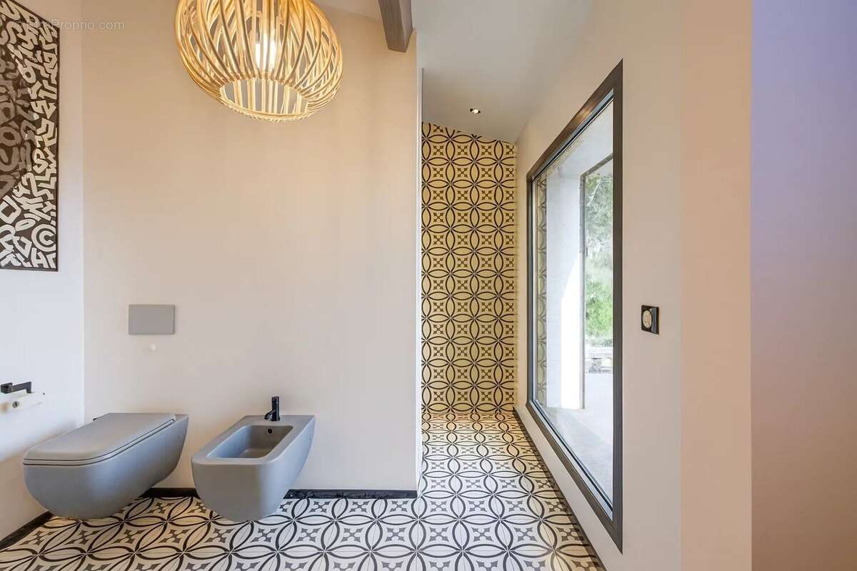 Maison à CARQUEIRANNE