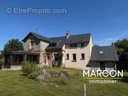 Maison à LADAPEYRE