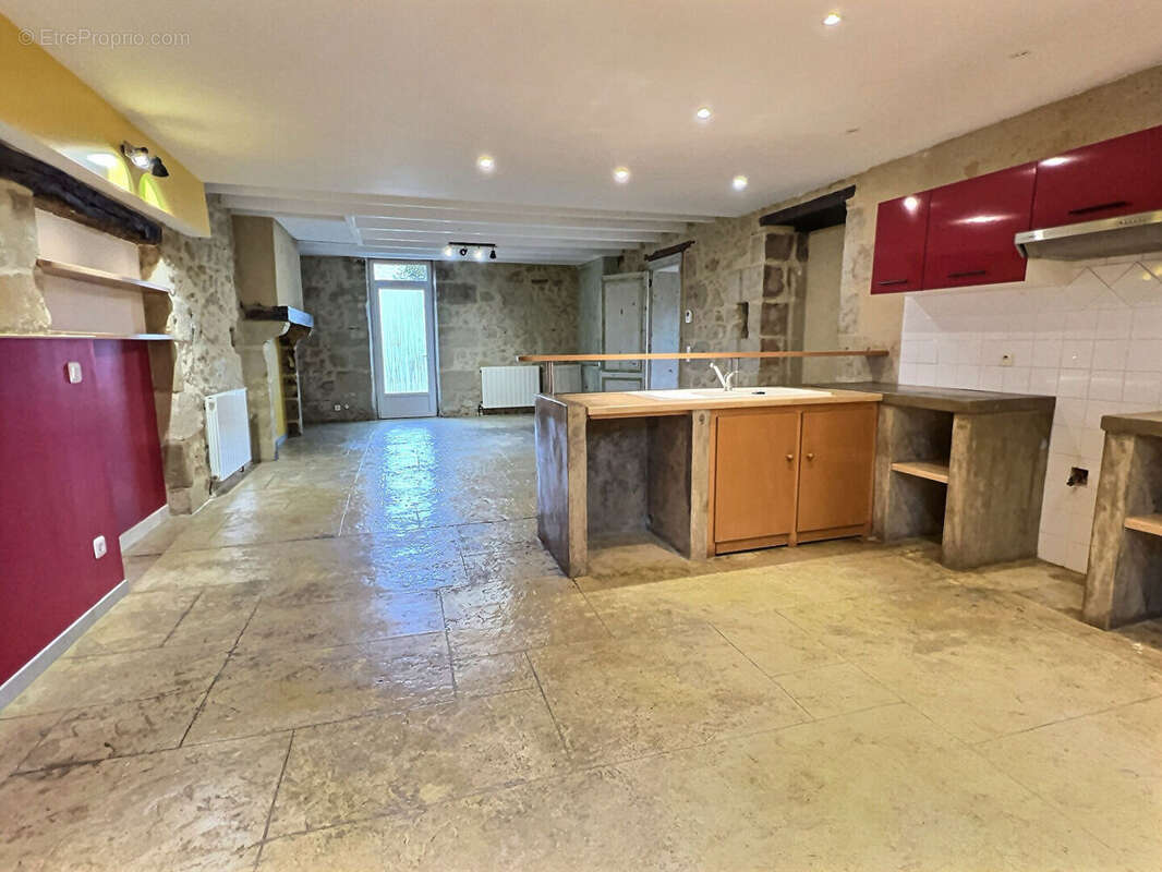 Maison à VILLEBRAMAR