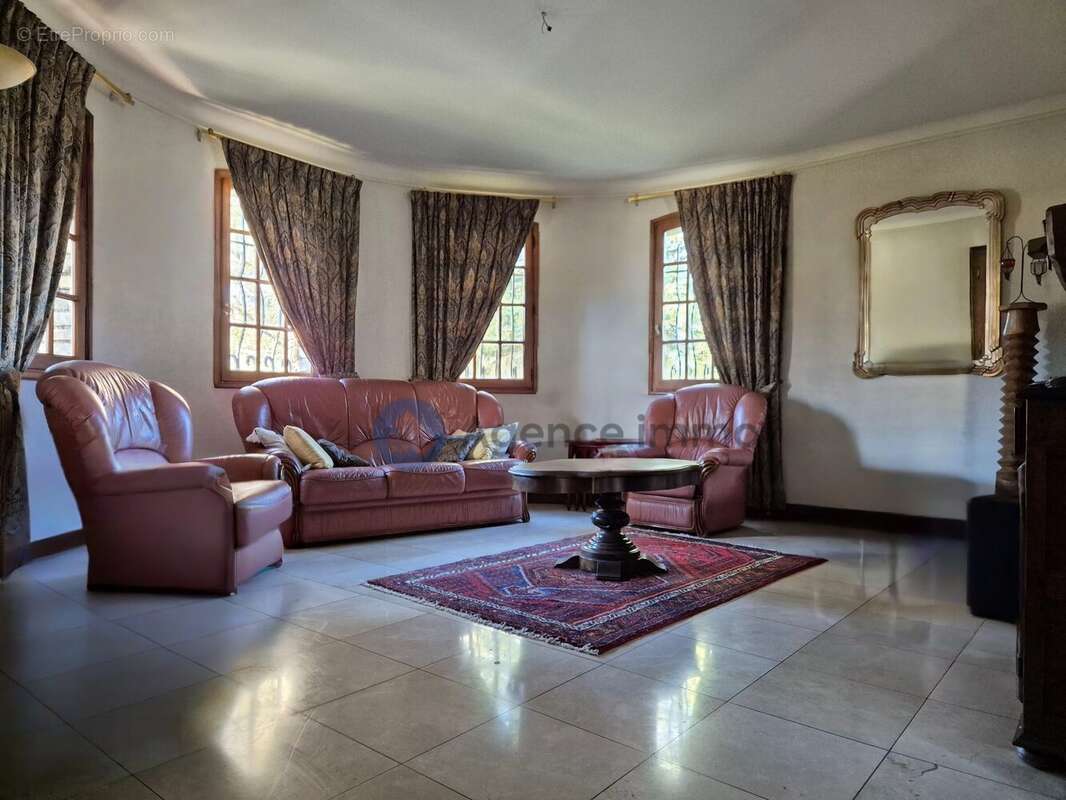 Maison à OLORON-SAINTE-MARIE