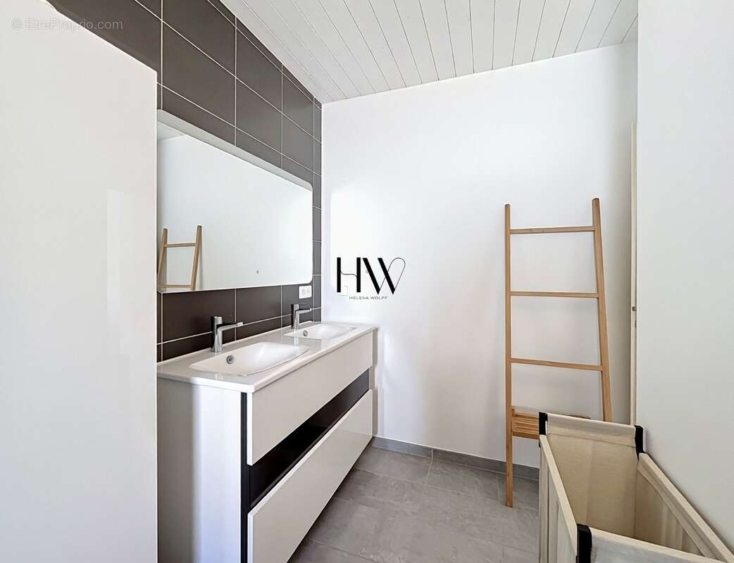 Maison contemporaine de 2019 – 4 chambres – Proche de toutes les commodités - ALLONZIER LA CAILLE (74) - photo 6
